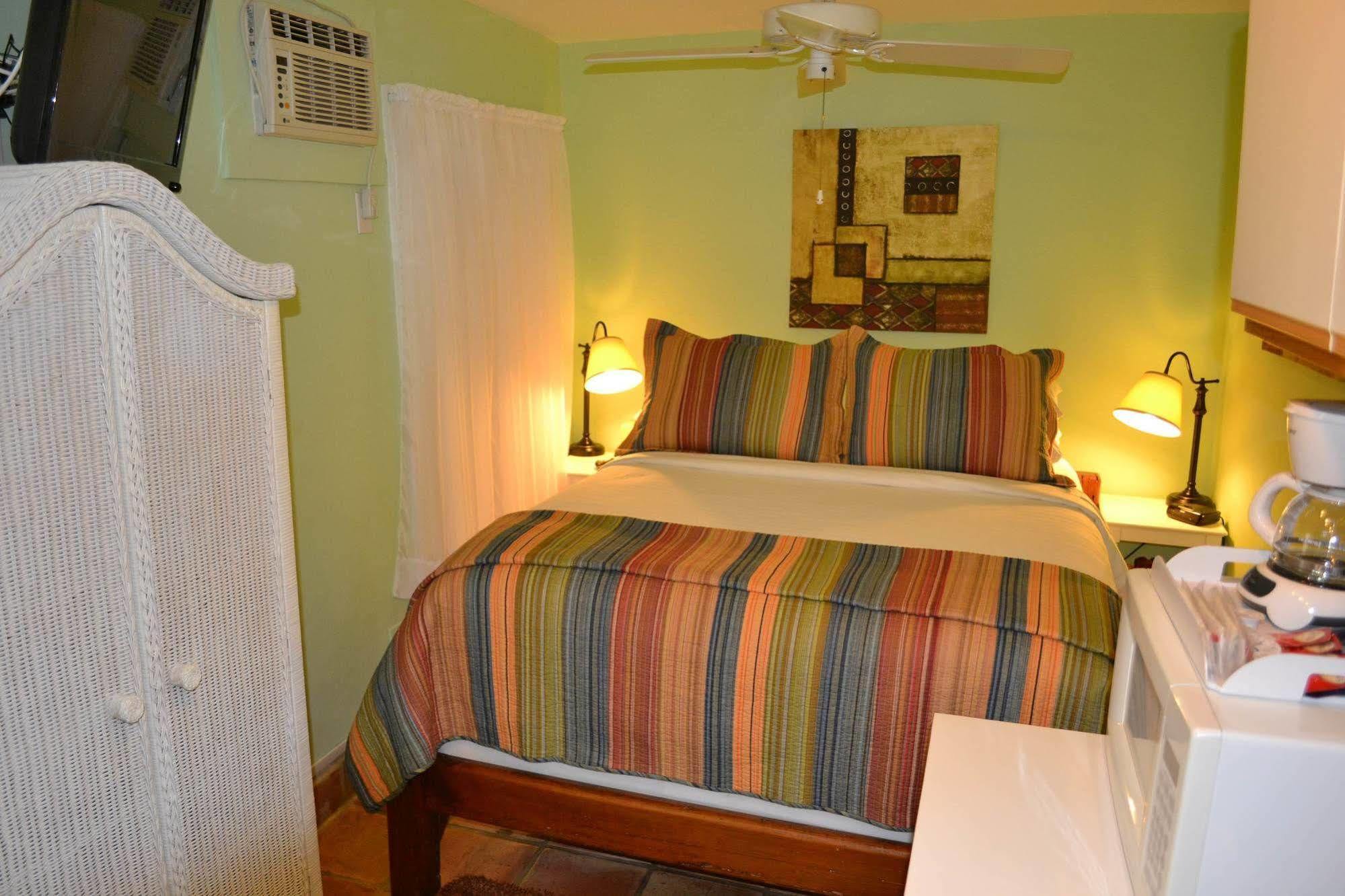 Speakeasy Inn (Adults Only) Key West Kültér fotó